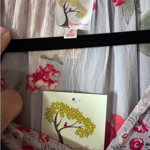 Fig and Flower mulit print L NWT femine whimiscal tie sleeve boho chic - Picture 5 of 12